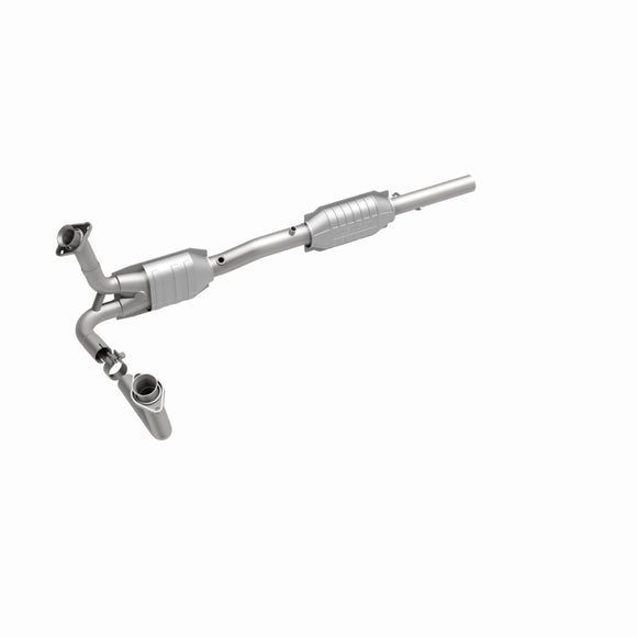 MagnaFlow Direct Fit Catalytic Converter 96 Bronco F150/F250 2 Conv