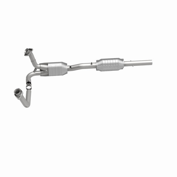 MagnaFlow Direct Fit Catalytic Converter 96 Bronco F150/F250 2 Conv