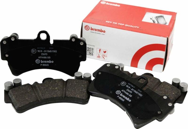 Brembo 92-98 BMW 318i/96-00 328i/96-02 Z3/03-08 Z4 Premium NAO Ceramic OE Equivalent Pad - Front