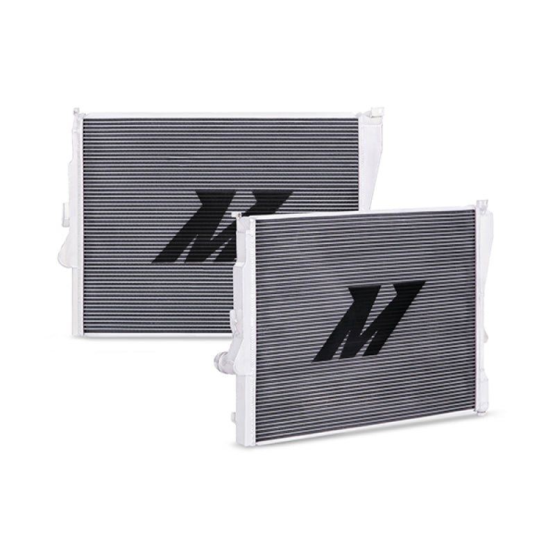 Mishimoto 99-06 BMW 323i/323i/328i/330i w/ Auto Transmission Performance Aluminum Radiator - 0