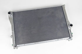 CSF 99-03 BMW M5 (E39) / 95-03 BMW 540i M/T Radiator (Fits Auto Trans w/Modified Drain Plug) - 0