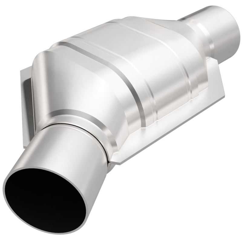 MagnaFlow Conv Univ 2.5 Angled Inlet - 0