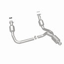 MagnaFlow Conv Direct Fit 14-16 GMC Sierra 1500 V6 4.3L-17