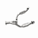 MagnaFlow Direct Fit Catalytic Converter 07-08 Escalade 6.2 Driver Side OEM-24