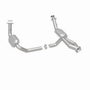 MagnaFlow Conv DF 02-06 Cadillac Escalade / 02-06 Chevy Avalanche 5.3L Dual Conv Y-Pipe Assembly 2WD-41